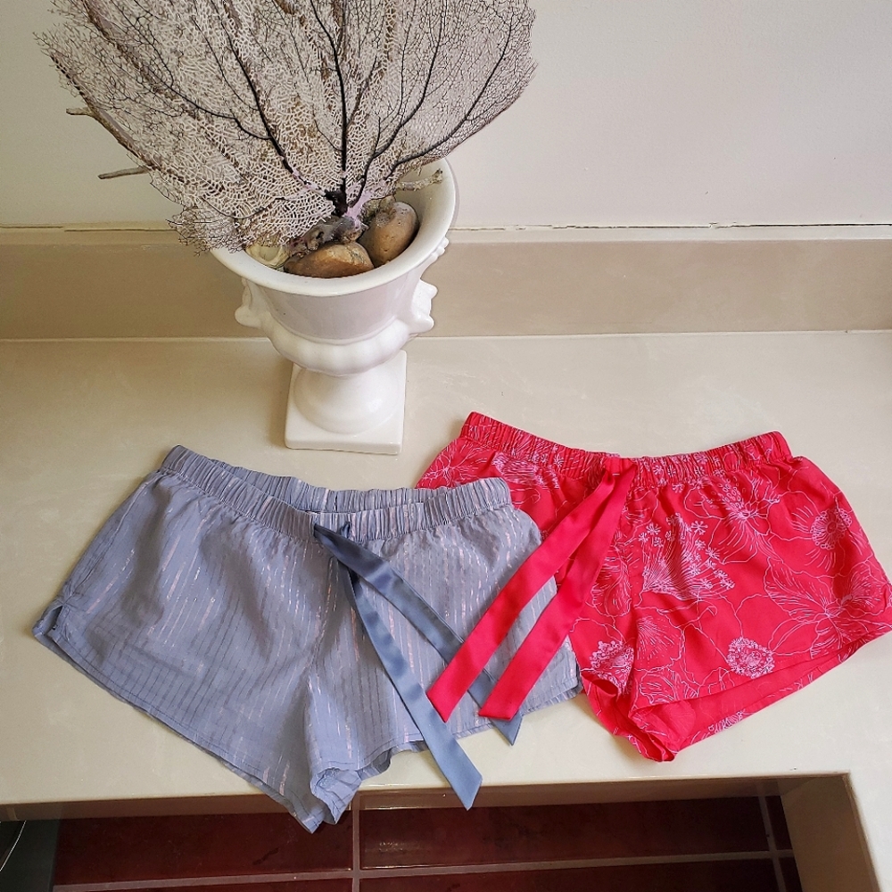 2 VS sleeping shorts